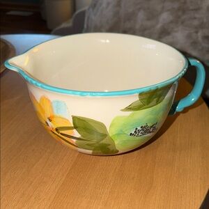 The Pioneer Woman Classic Charm/ Wildflower ceramic batter bowl